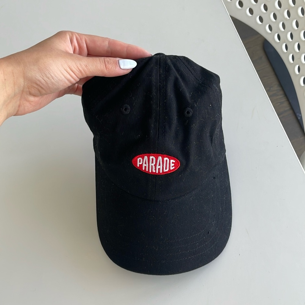 Black baseball cap